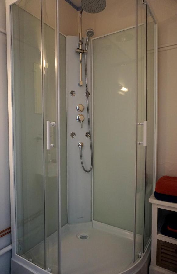 Bed and Breakfast Les Neuf Bouleaux Job Exterior foto